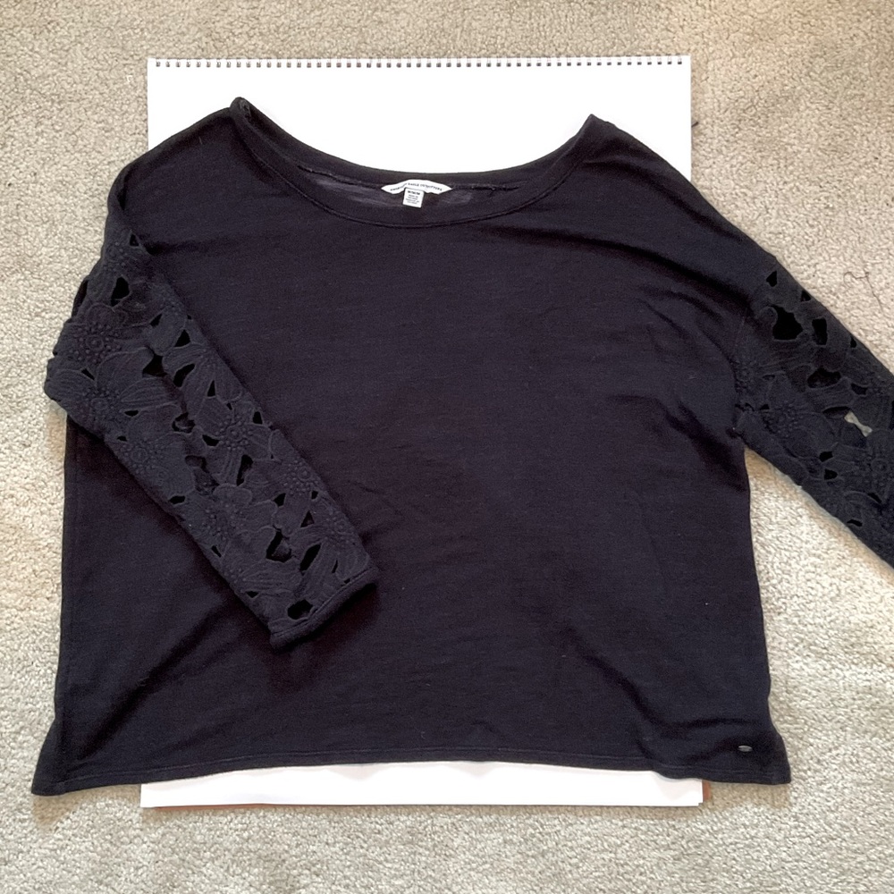 American eagle Worn-out black cut out long sleeve top